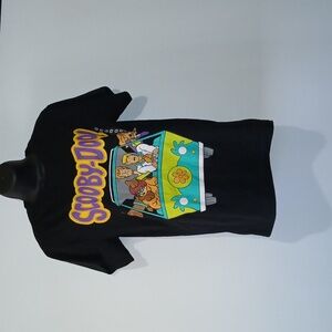 Scooby Doo Women Graphics Black Multi Color Tee Shortsleeve size Medium NWT